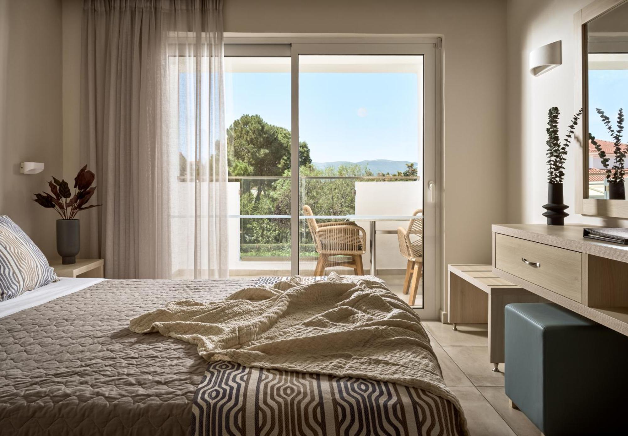 Hotel Marelen Zakynthos 4*